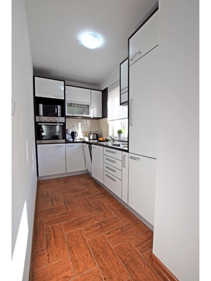 Apartment Dinko โรวานิสกา ภายนอก รูปภาพ