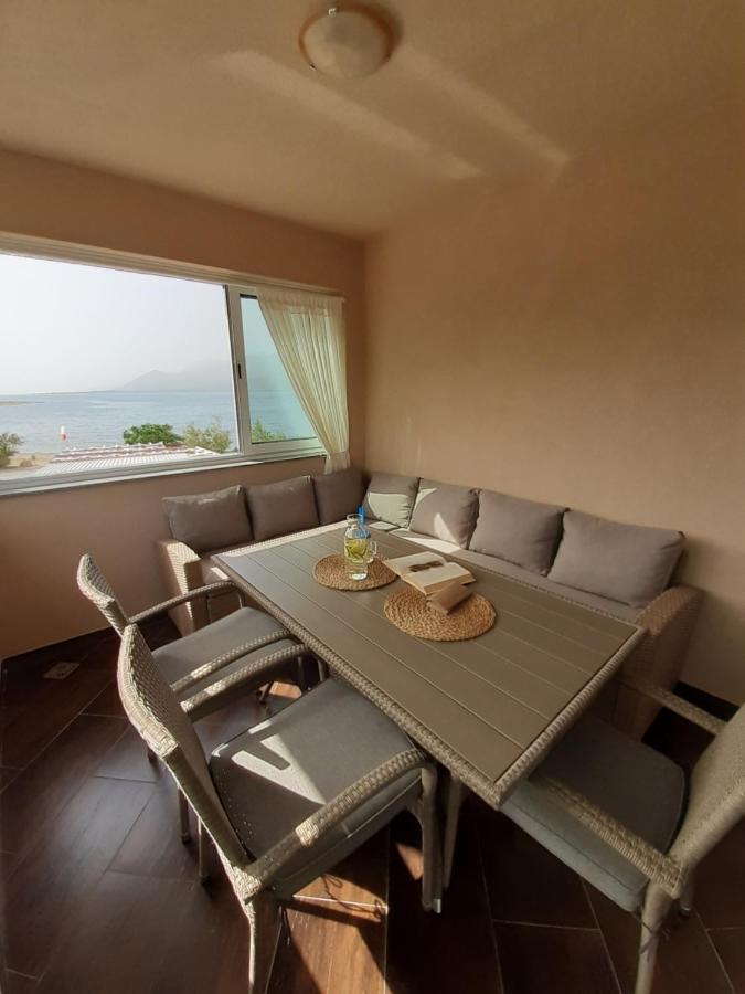 Apartment Dinko โรวานิสกา ภายนอก รูปภาพ