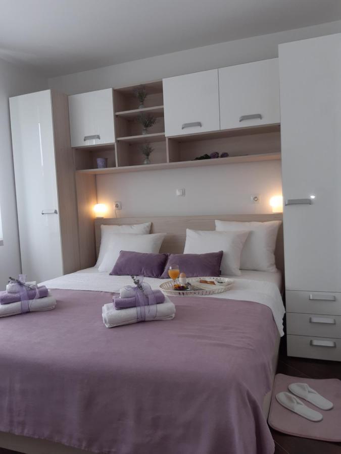 Apartment Dinko โรวานิสกา ภายนอก รูปภาพ