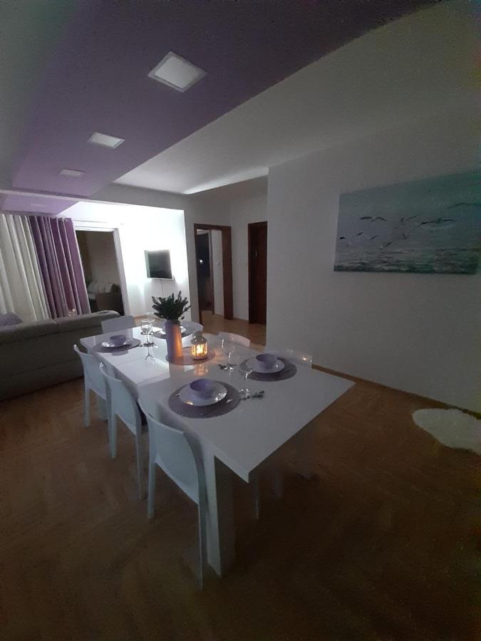 Apartment Dinko โรวานิสกา ภายนอก รูปภาพ