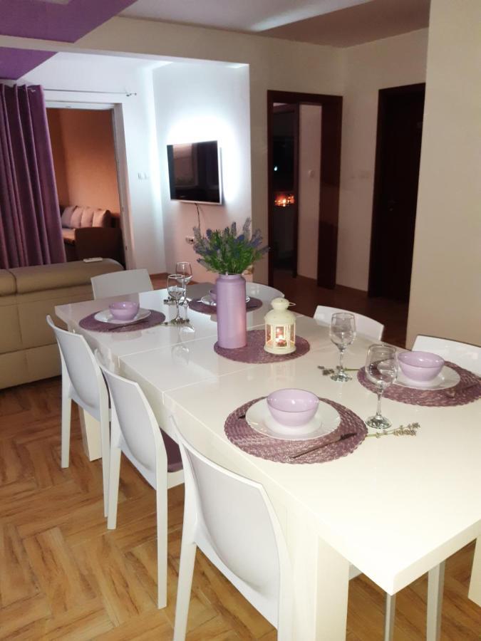 Apartment Dinko โรวานิสกา ภายนอก รูปภาพ